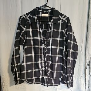 Hollister Black and White Plaid Top